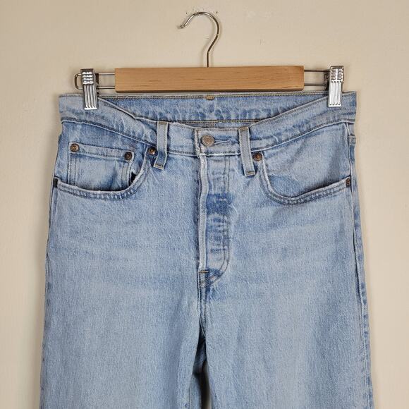 Levis 501 Jeans 26x32 Blue Button Fly Distressed High Rise Light Wash Straight - Picture 2 of 10